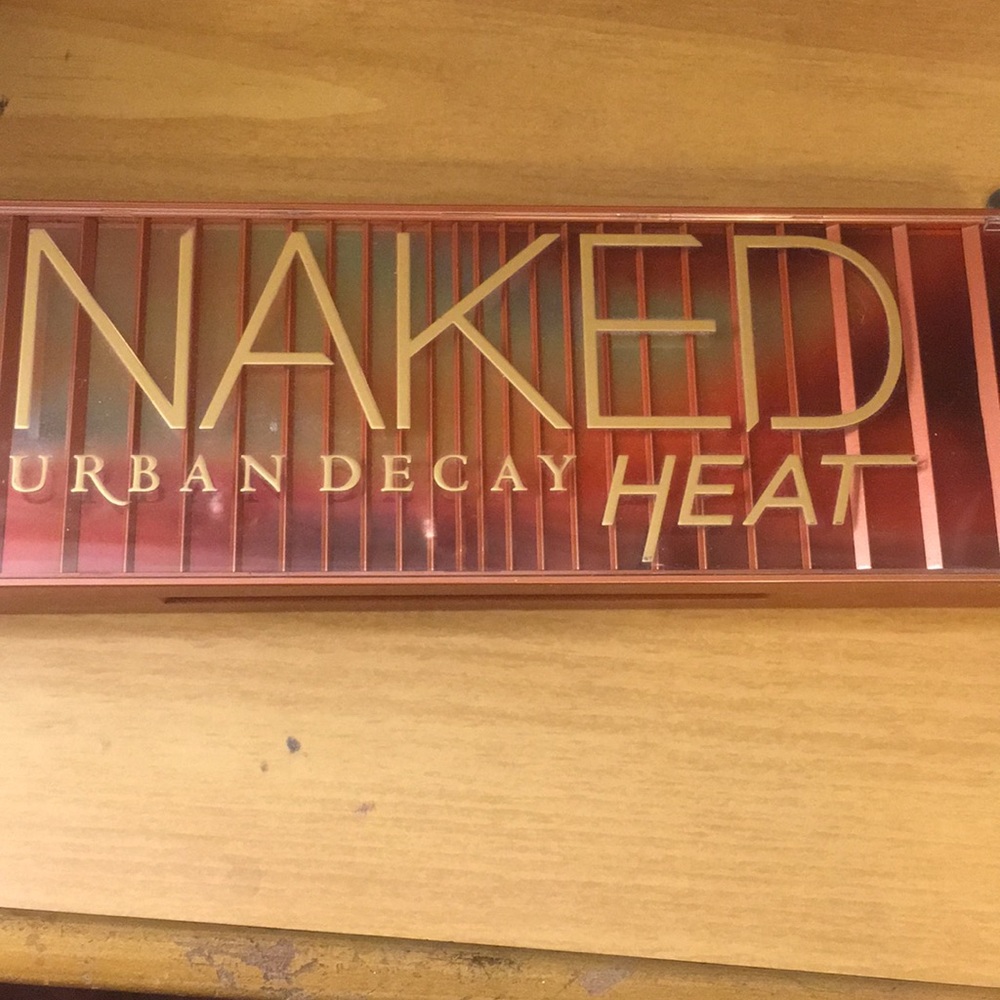 Urban Decay Naked Heat and tarte palette for buyer